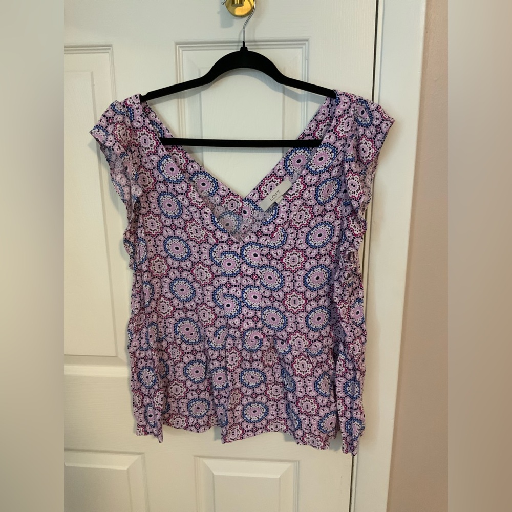 Loft sleeveless multi color top, XXL